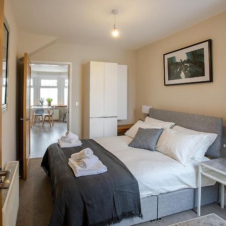 Bright And Luxurious Flat In The Heart Of Reading Leilighet Eksteriør bilde