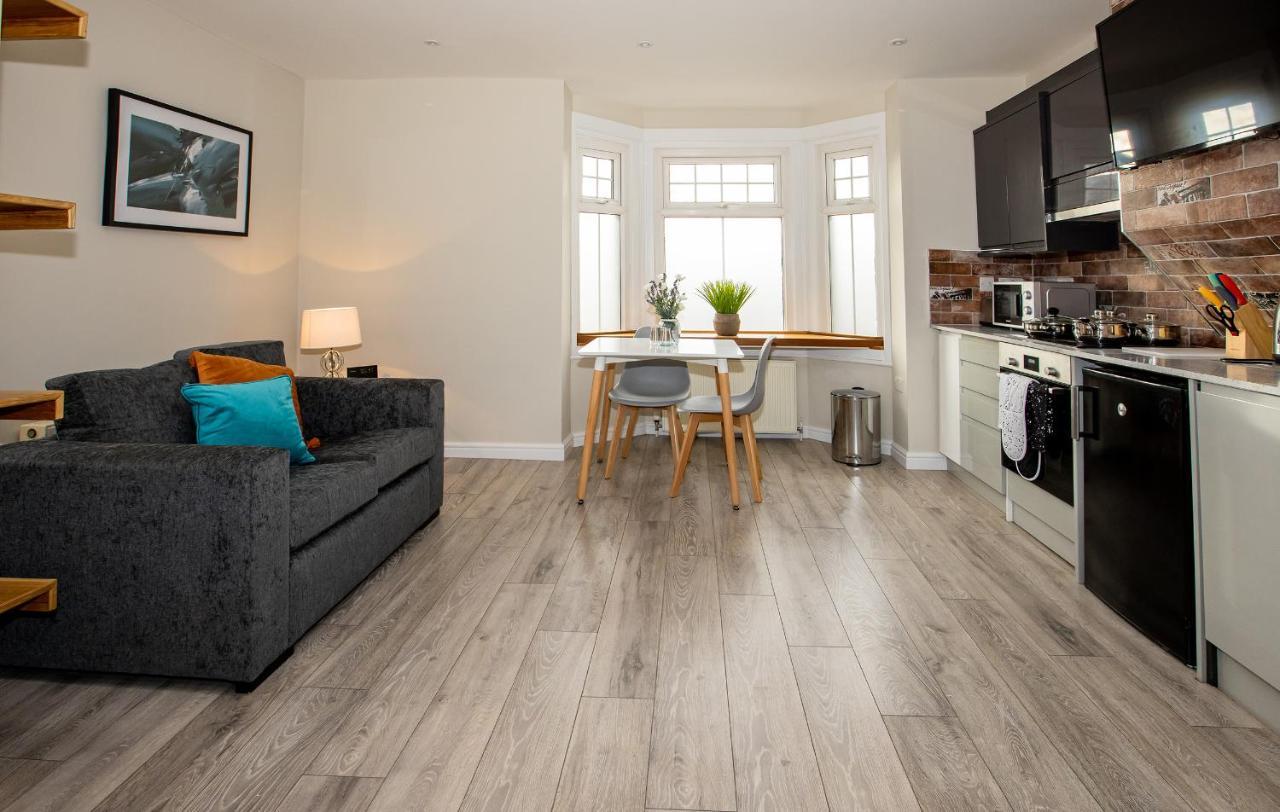 Bright And Luxurious Flat In The Heart Of Reading Leilighet Eksteriør bilde